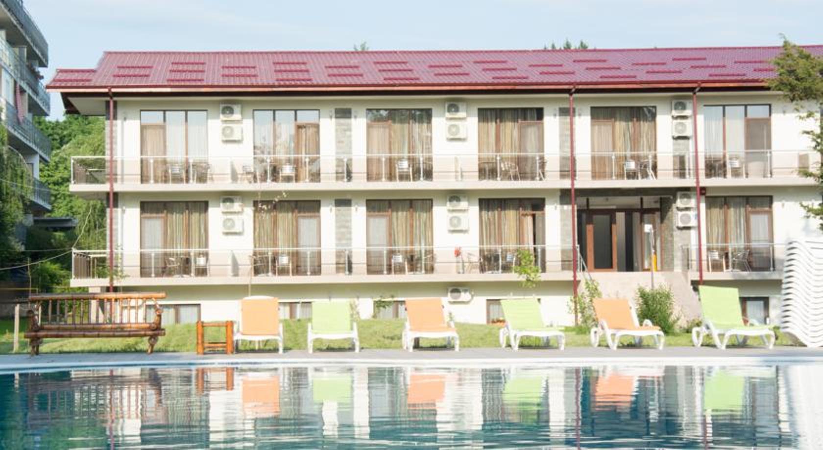 Q Hotel Neptun Luaran gambar