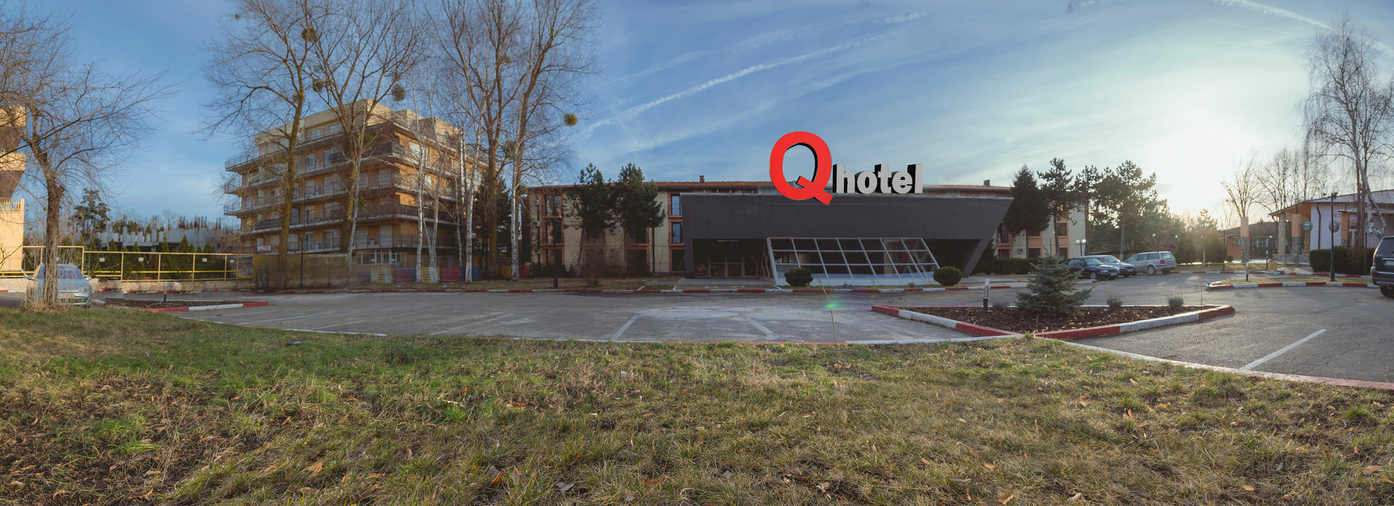 Q Hotel Neptun Luaran gambar